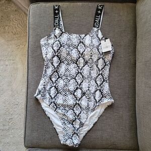 Kendall & Kylie Black & White snake print  one-piece Women's Swimsuit sz medium